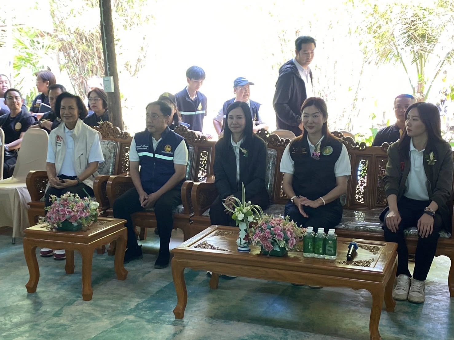 title - ส.ป.ก.ร่วมติดตามรัฐมนตรีช่วยว่าการกระทรวงเกษตรและสหกรณ์ (นางสาวปิยะรัฐชย์ ติยะไพรัช) ลงพื้นที่การตรวจราชการในอำเภอสวรรคโลก อำเภอกงไกรลาศ อำเภอศรีสําโรง และอำเภอเมืองจังหวัดสุโขทัย